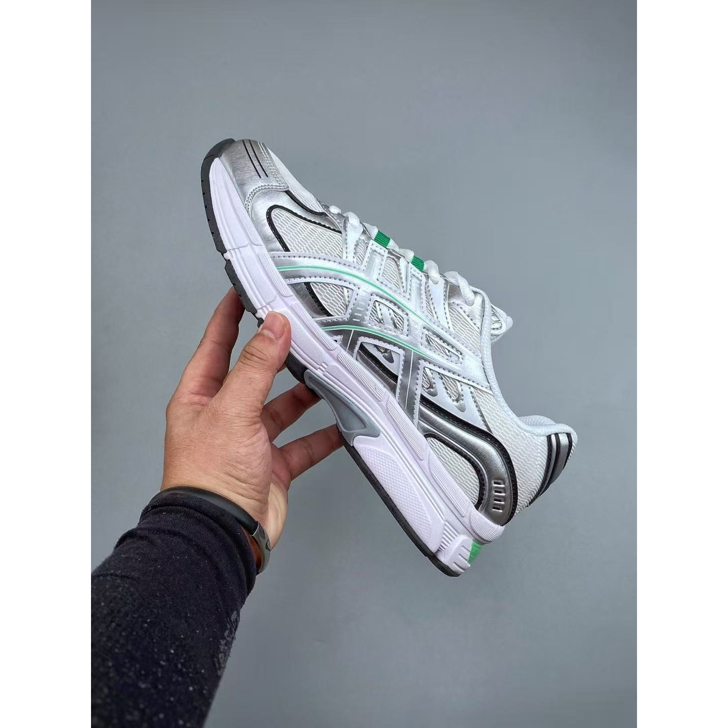<p>ASICS GEL-STRATUS MC 舒适耐穿减震透气跑步鞋(綠)&nbsp;</p>