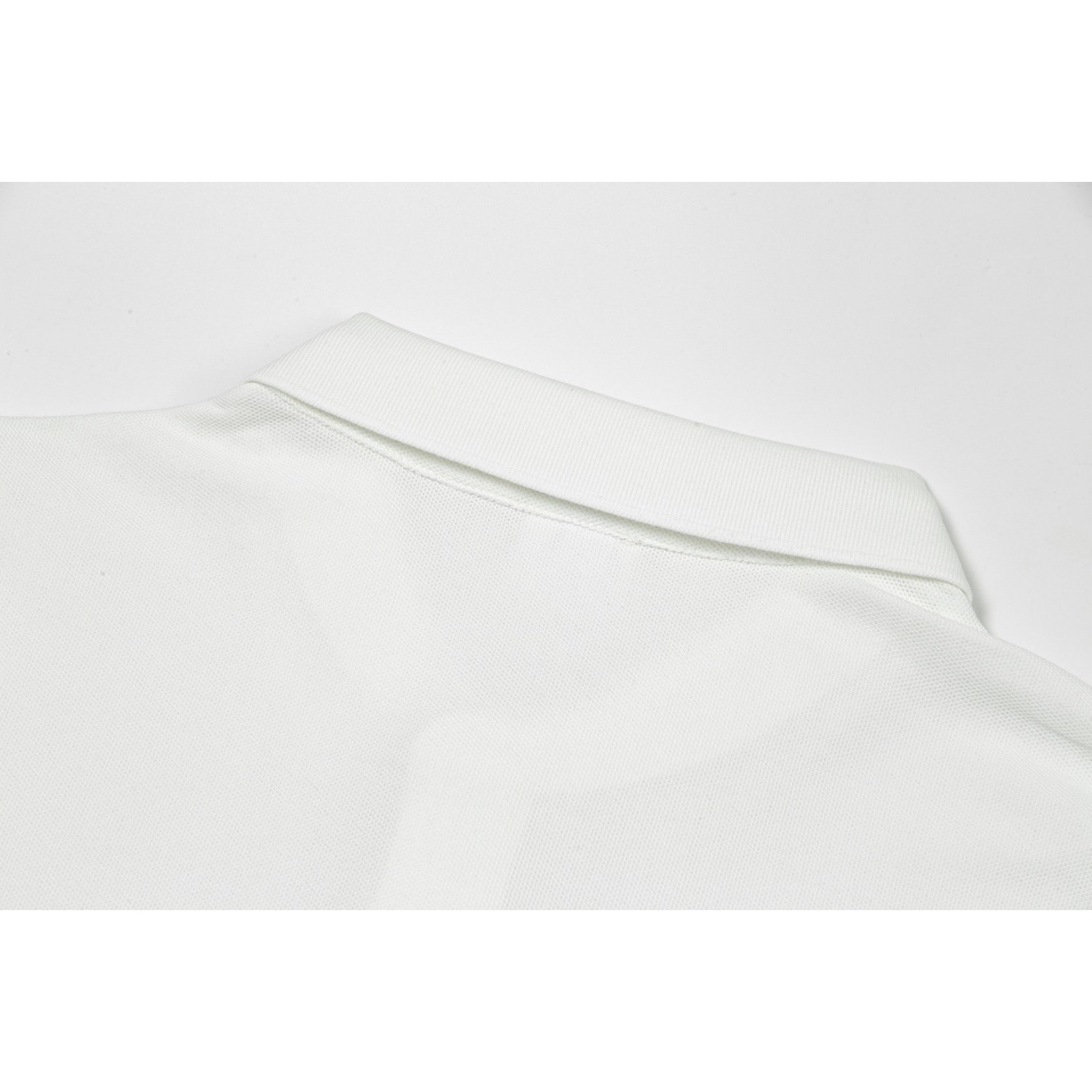 <p>Arc'teryx 高端珠地棉休闲长袖POLO衫(白)</p>