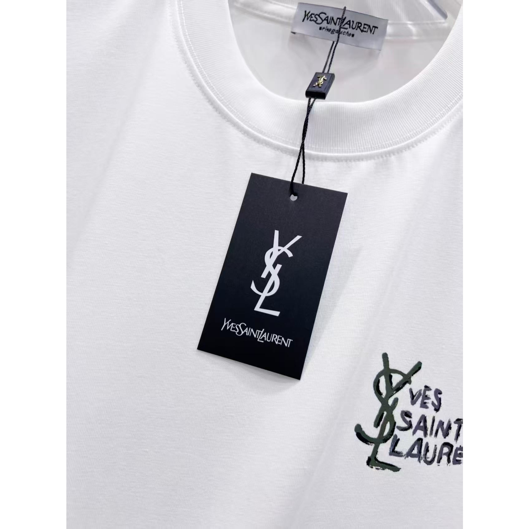 <p>YSL 微阔版 短袖T(白)</p>