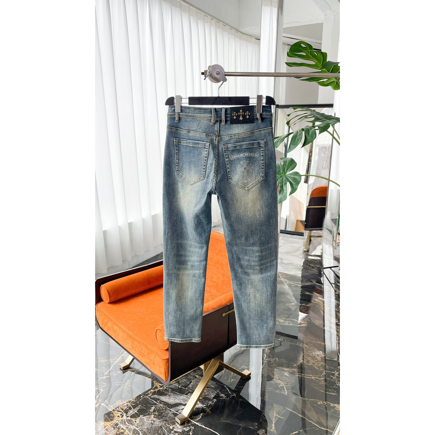 <p>CHROME HEARTS 牛仔褲</p>