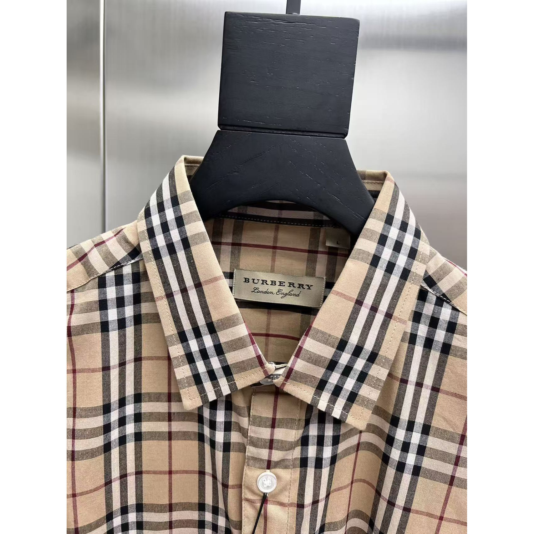 <p>Burberry 长袖衬衫(783234)</p>