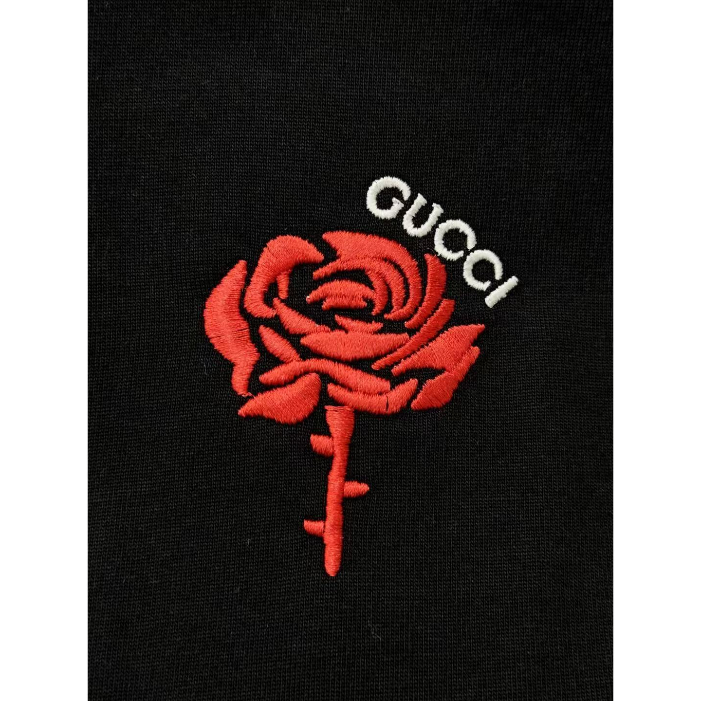 <p>GUCCI 长袖卫衣T恤(黑)</p>