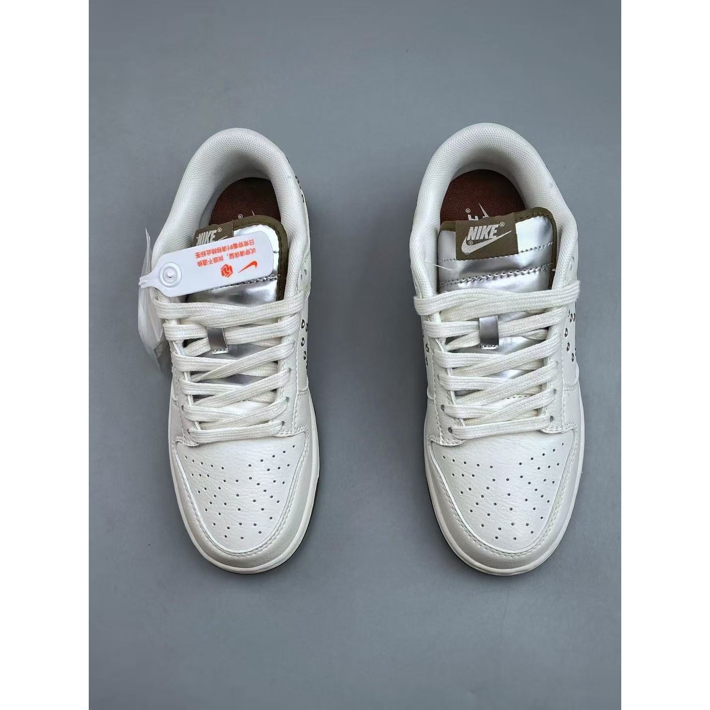 <p>NIKE Dunk Low IU3488 (白)</p>