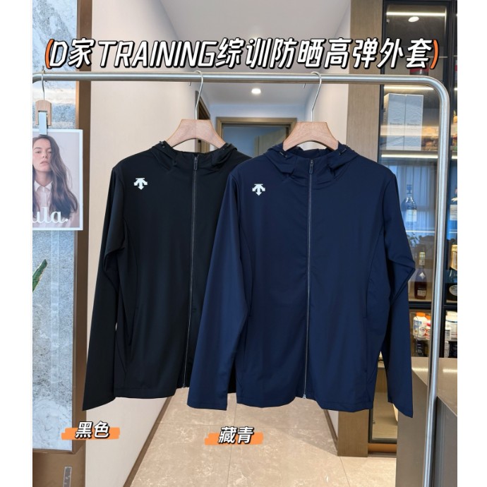 <p>DESCENTE 輕量高彈防曬外套(黑)</p>