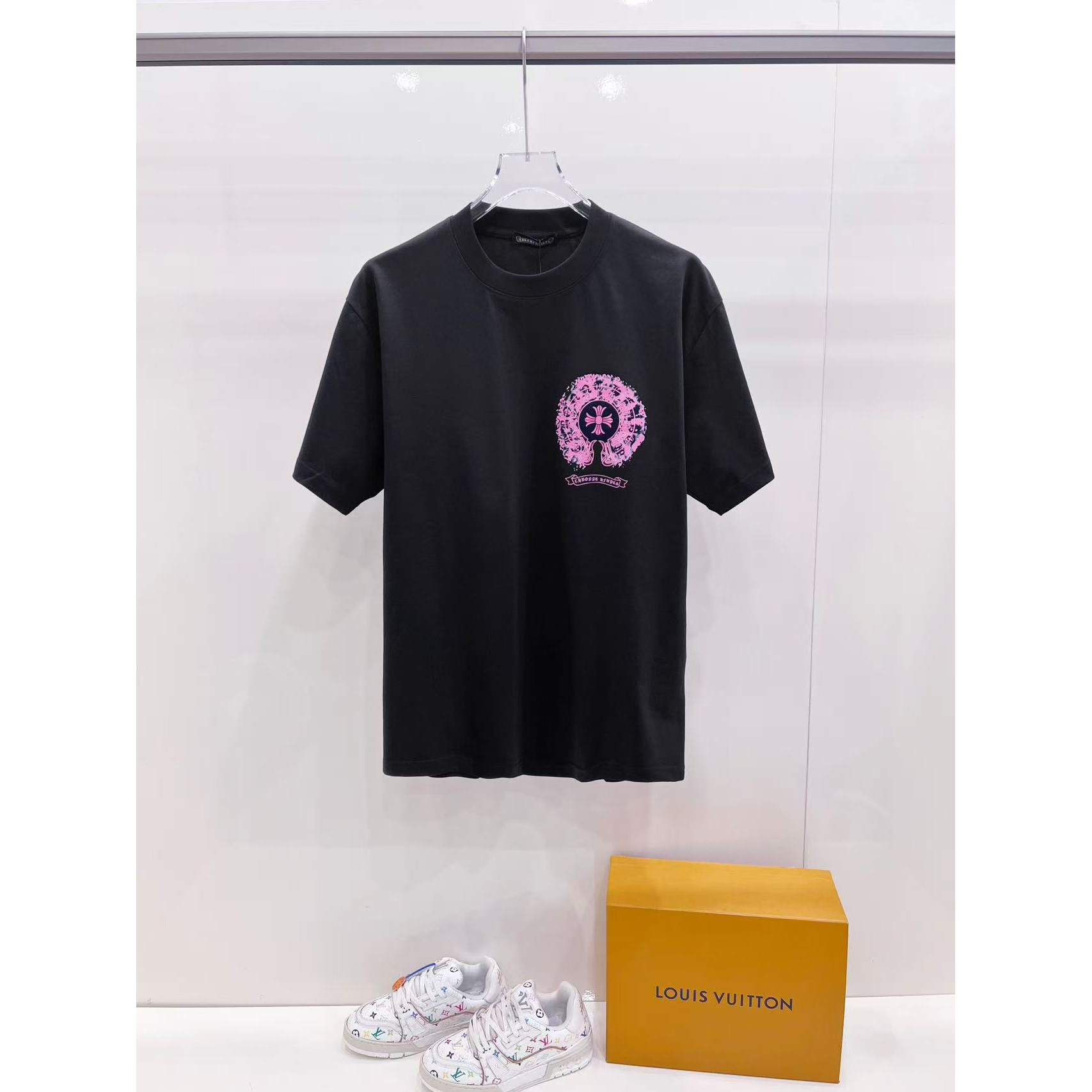<p>CHROME HEARTS 短袖圆领T恤(黑)</p>