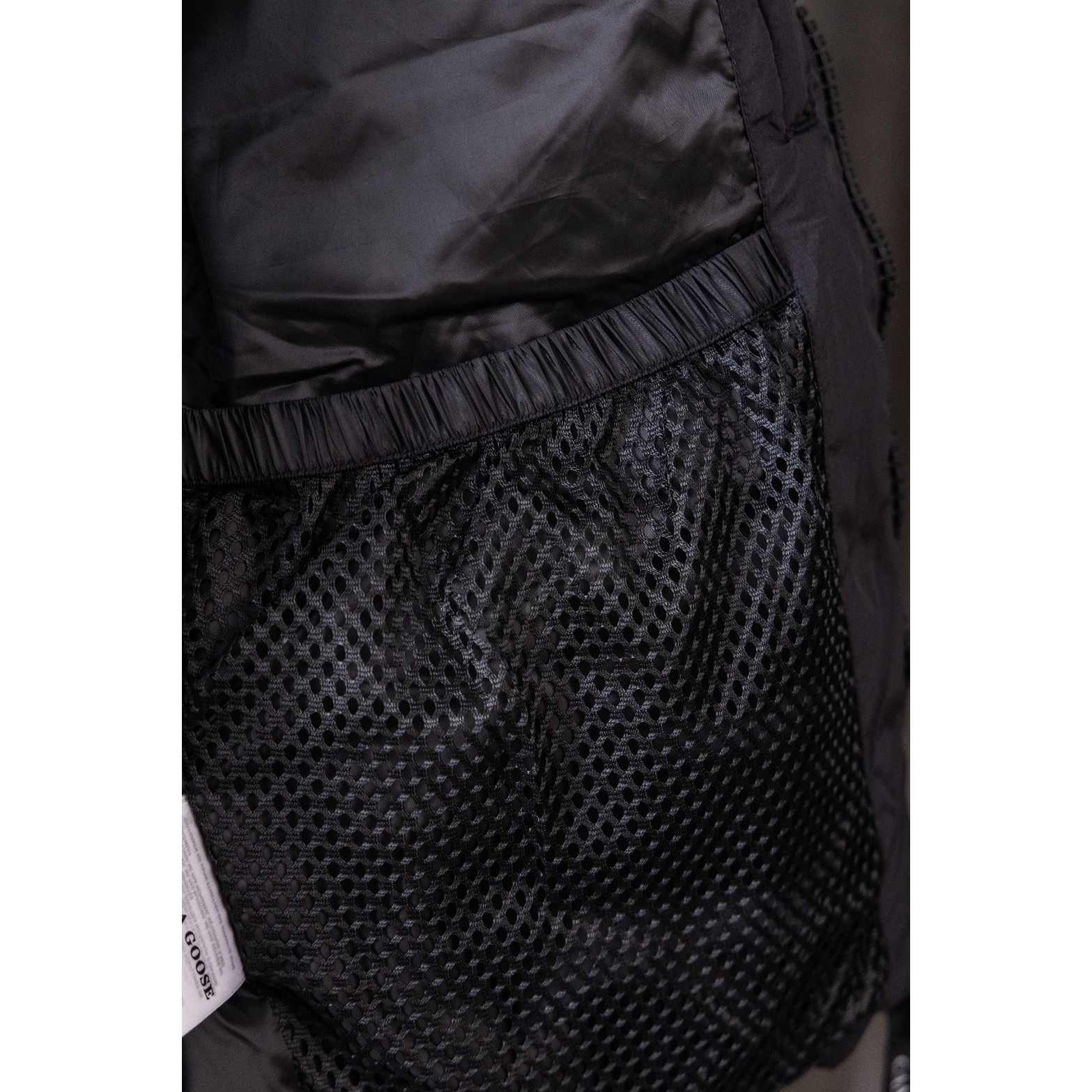 <p>Canada Goose Lawrence 系列2802立领羽绒服(藏蓝)</p>