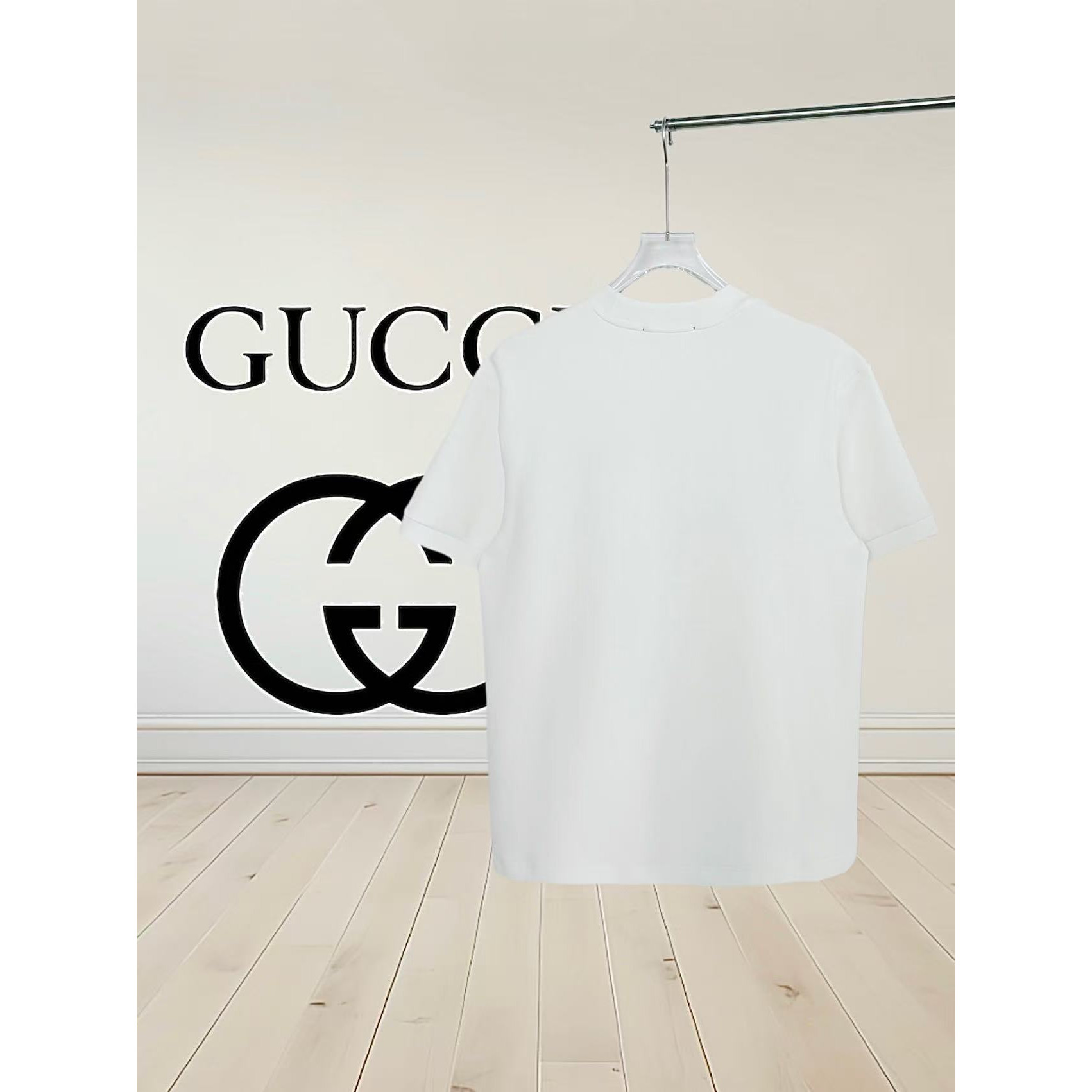 <p>GUCCI 刺绣短袖T恤(白)</p>
