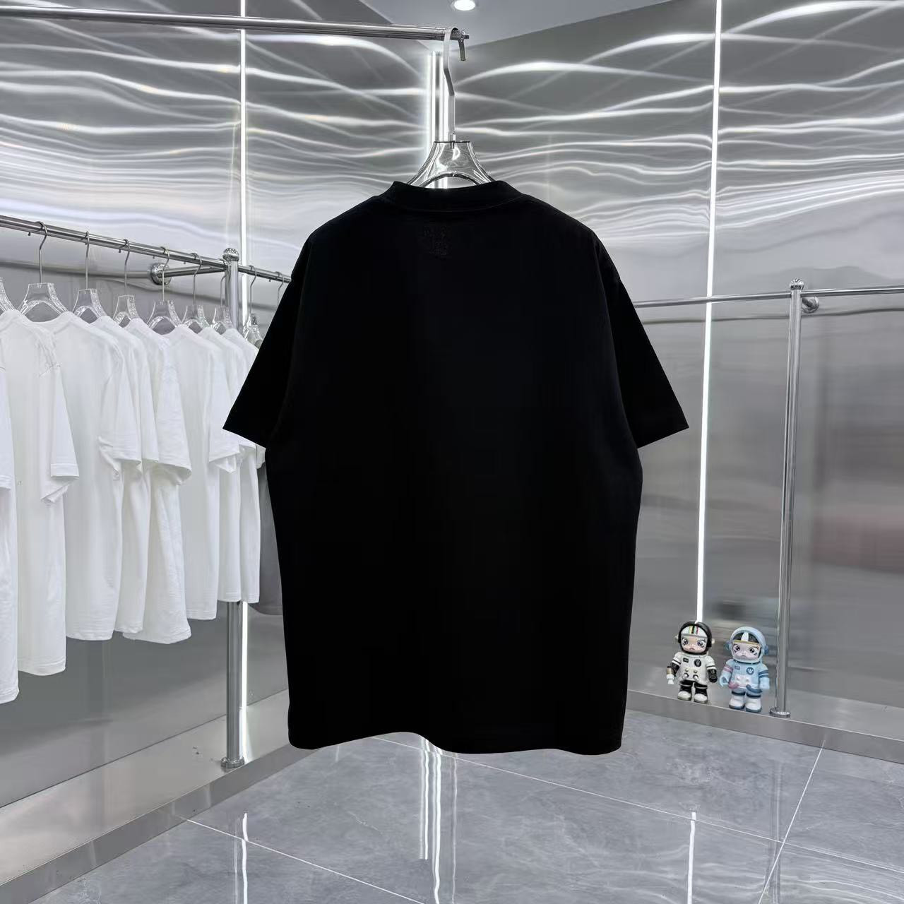 <p>DIOR 圓領T恤</p>
