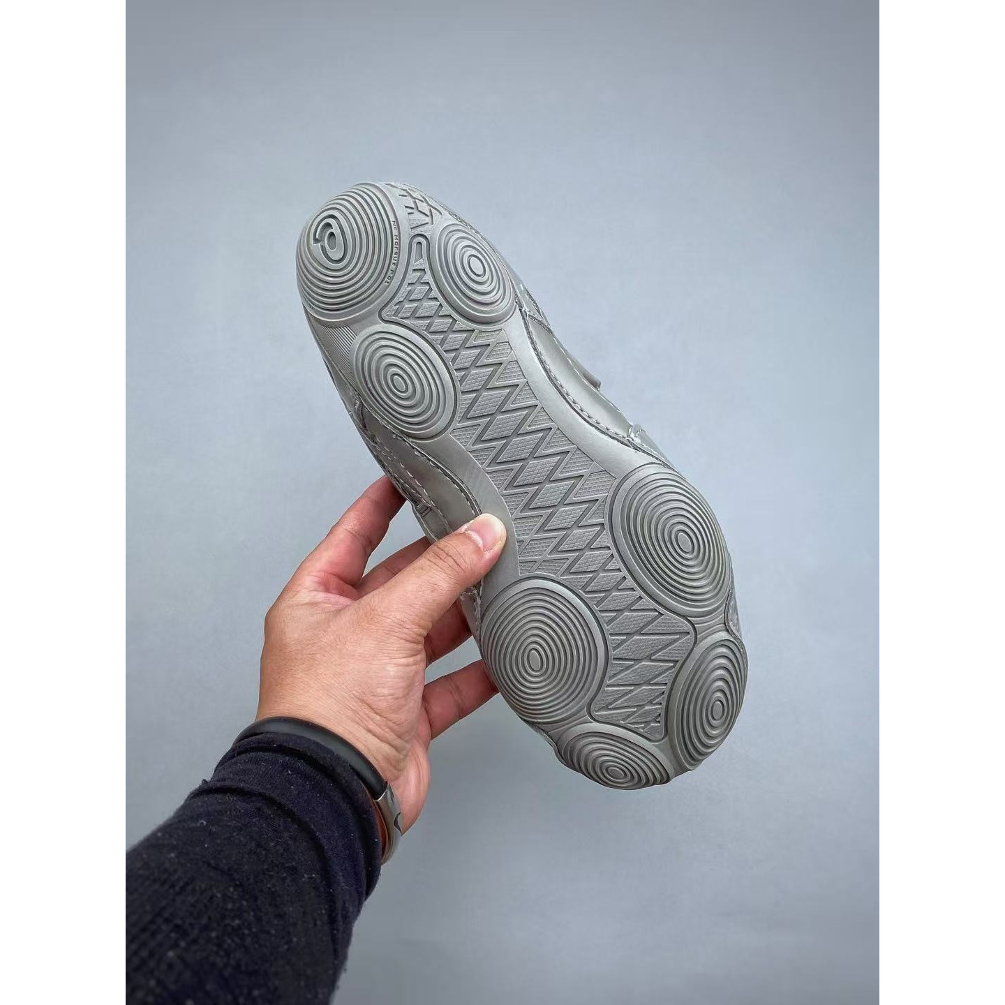 <p>ASICS Hyper Taping 休闲鞋 (灰)</p>