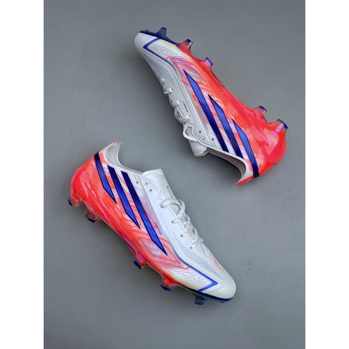 <p>Adidas F50 ELITE 足球鞋(白紅)</p>