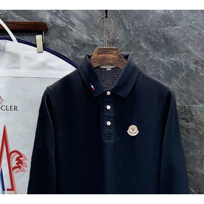 <p>MONCLER 立体徽标翻领长袖Polo衫(黑)</p>