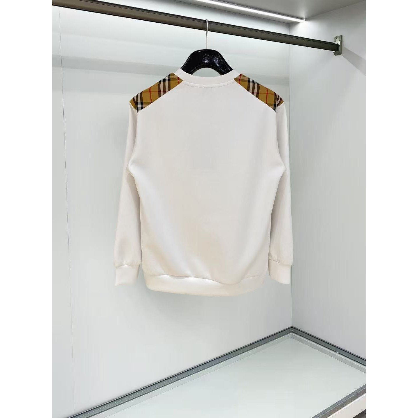<p>BURBERRY 太空棉卫衣(白)</p>