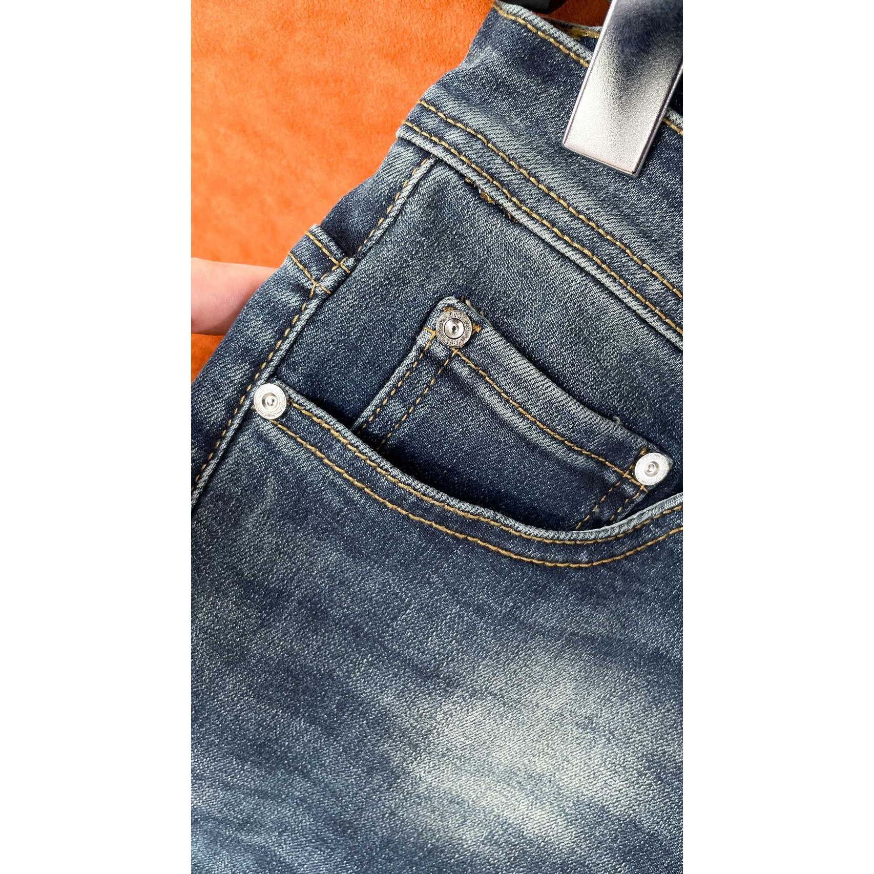 <p>POLO 牛仔褲</p>