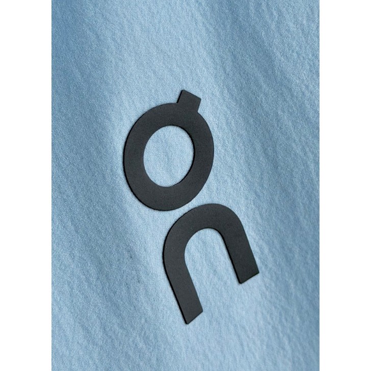 <p>On Weather Jacket Insulated 輕量外套</p>