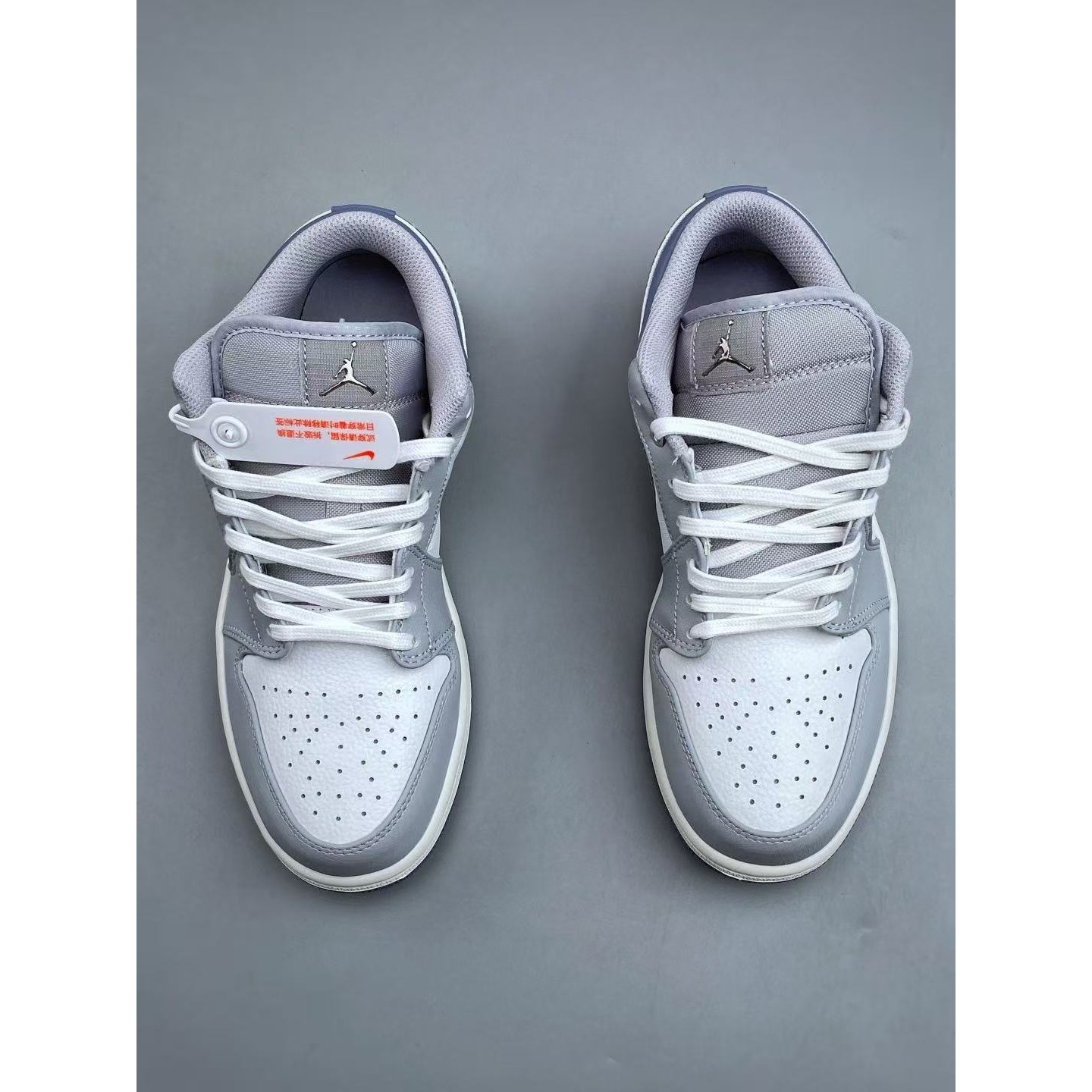 <p>NIke Air Jordan 1 Low (白灰蓝)</p>