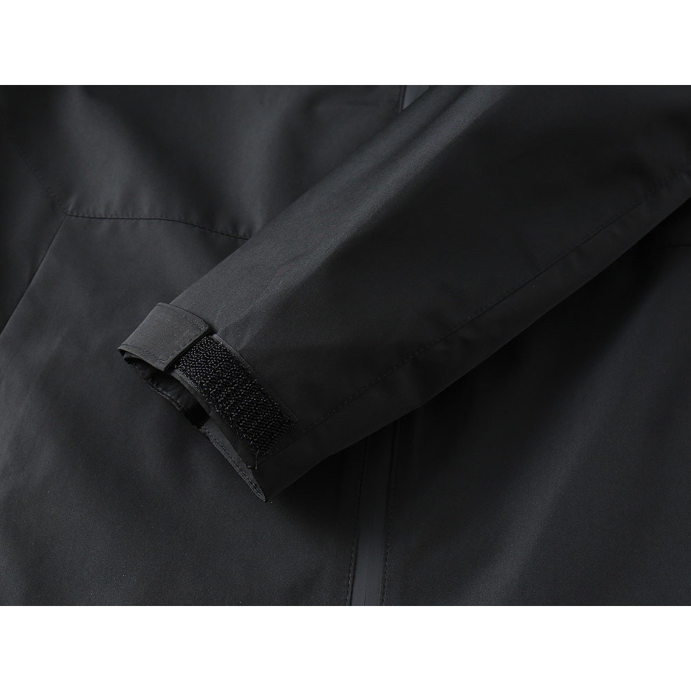 <p>Arc'teryx 新款男士夹克外套</p>