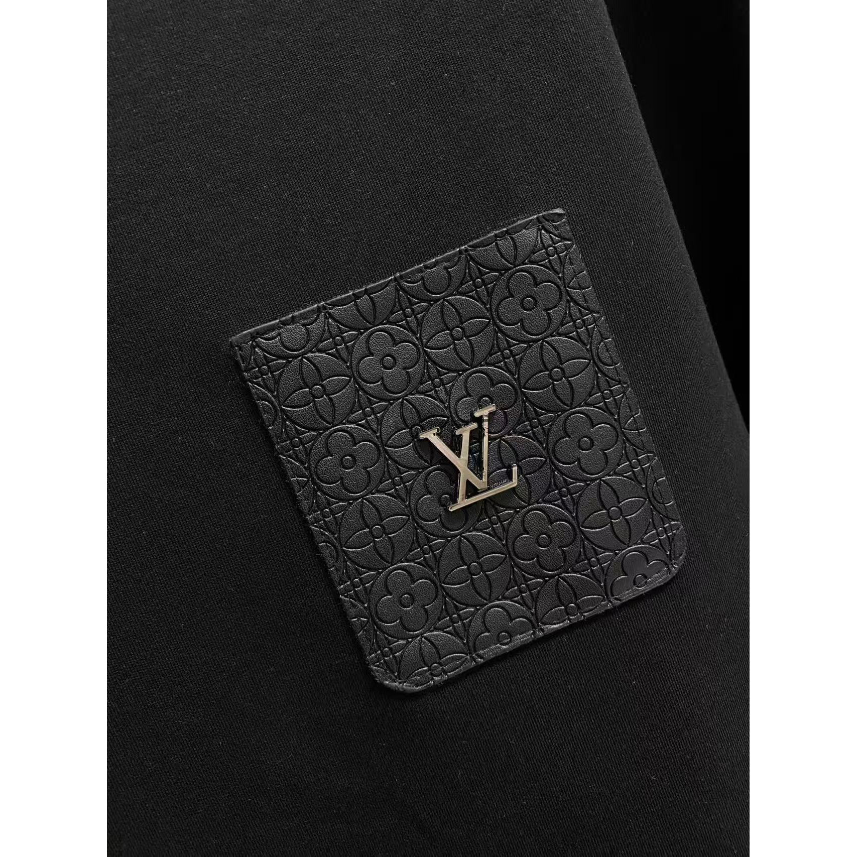 <p>LV 太空棉卫衣(黑)</p>