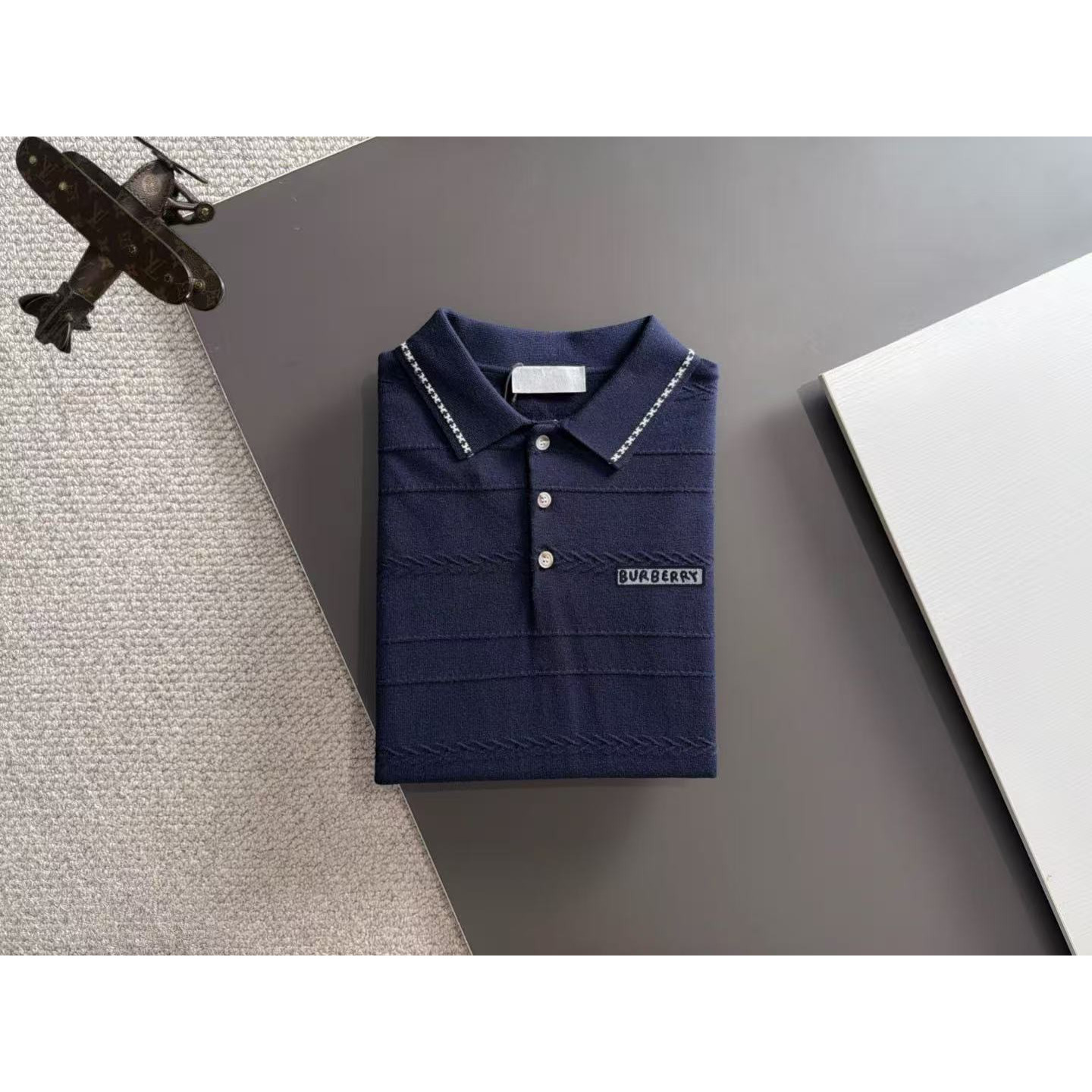 <p>BURBERRY 秋冬官网最新毛衣(藍)</p>