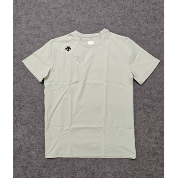 <p>DESCENTE 速乾短袖T恤(淺綠)</p>