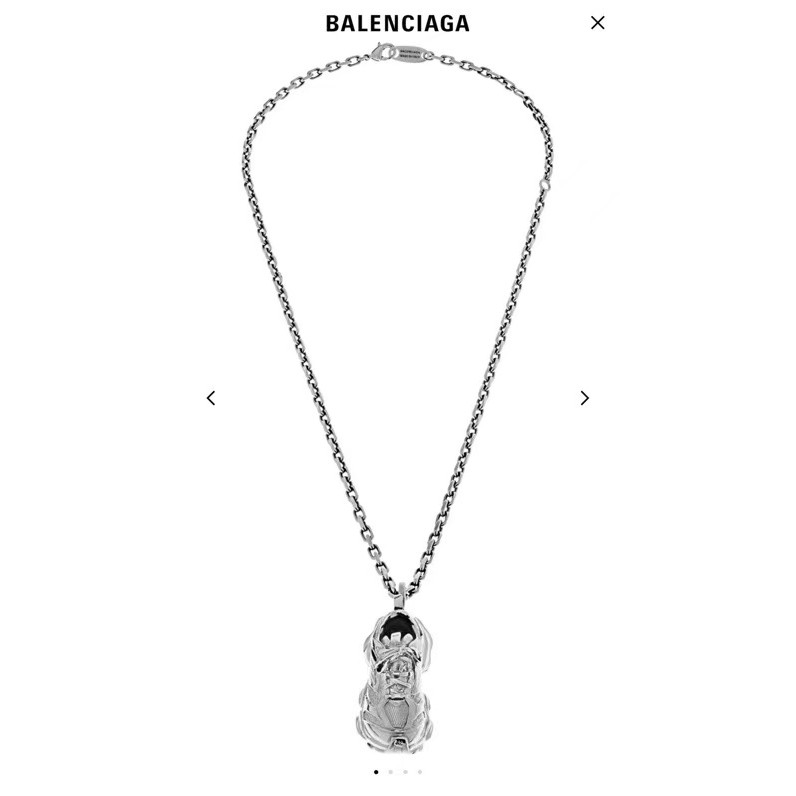 <p>Balenciaga 项链</p>