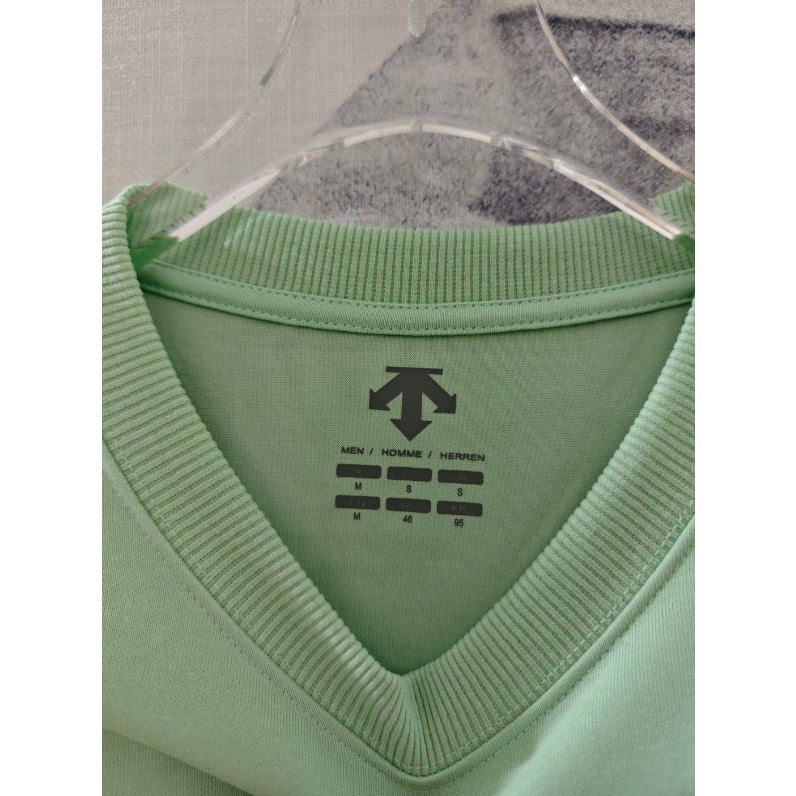 <p>DESCENTE 經典款棉 T (多色可選)</p>