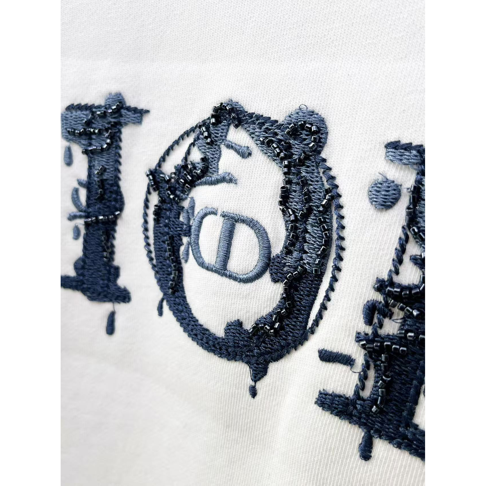 <p>DIOR 圓領長袖T恤(白)</p>