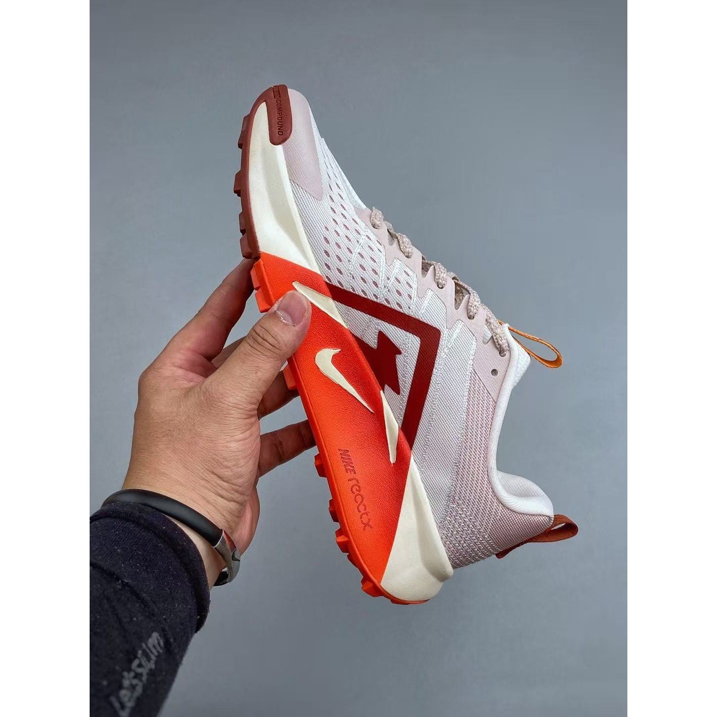 <p>NIKE REACTX Wildhorse 10 户外运动越野跑步鞋(紅)</p>