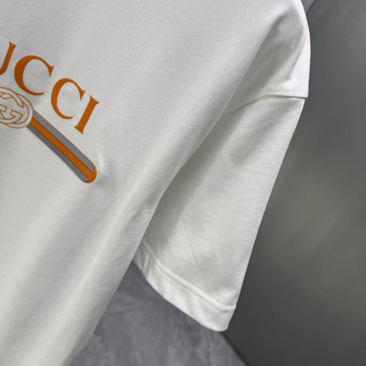 <p>GUCCI 短袖T恤(白)</p>