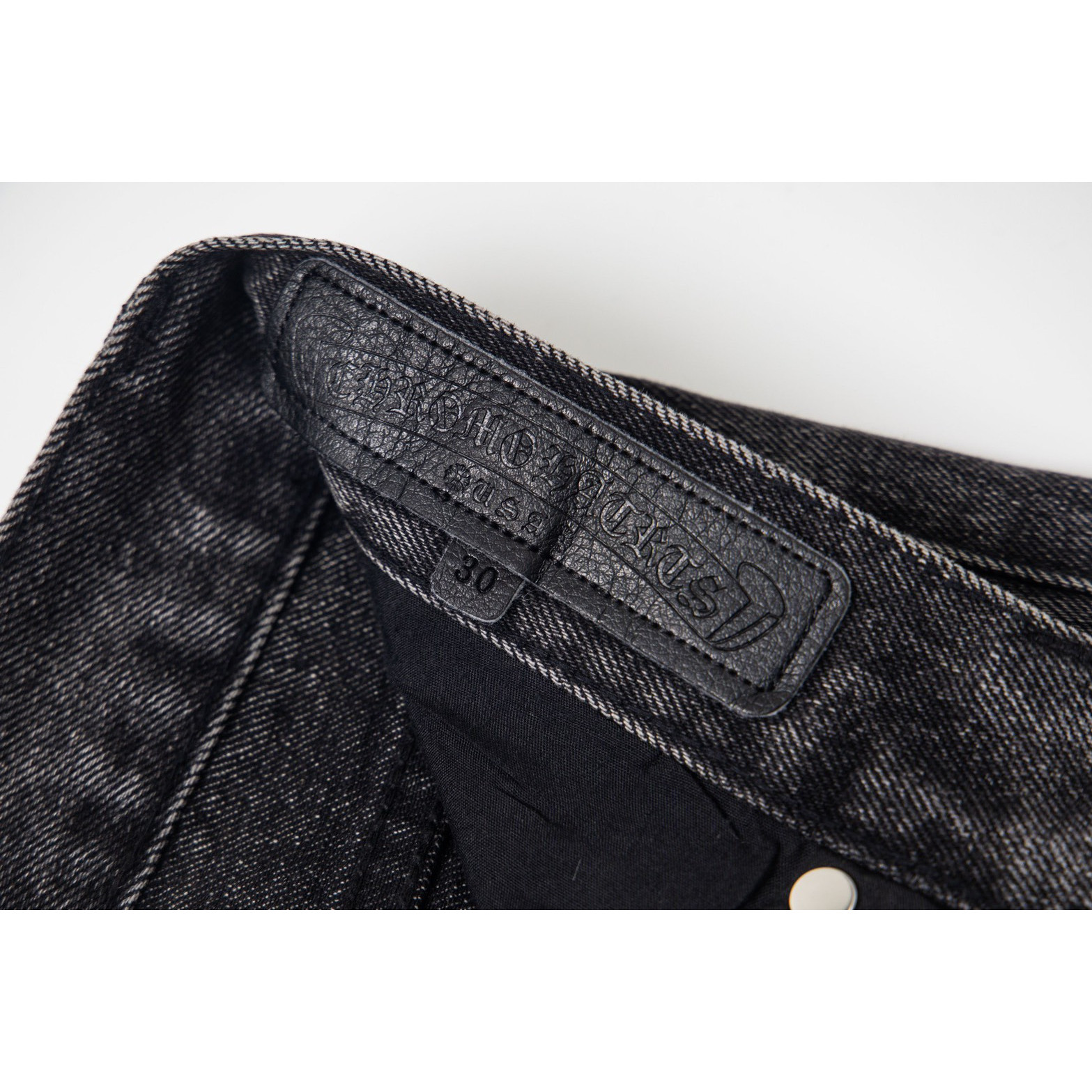 <p>CHROME HEARTS 黑色拼多黑皮大魔王牛王牛仔裤(1769#)</p>