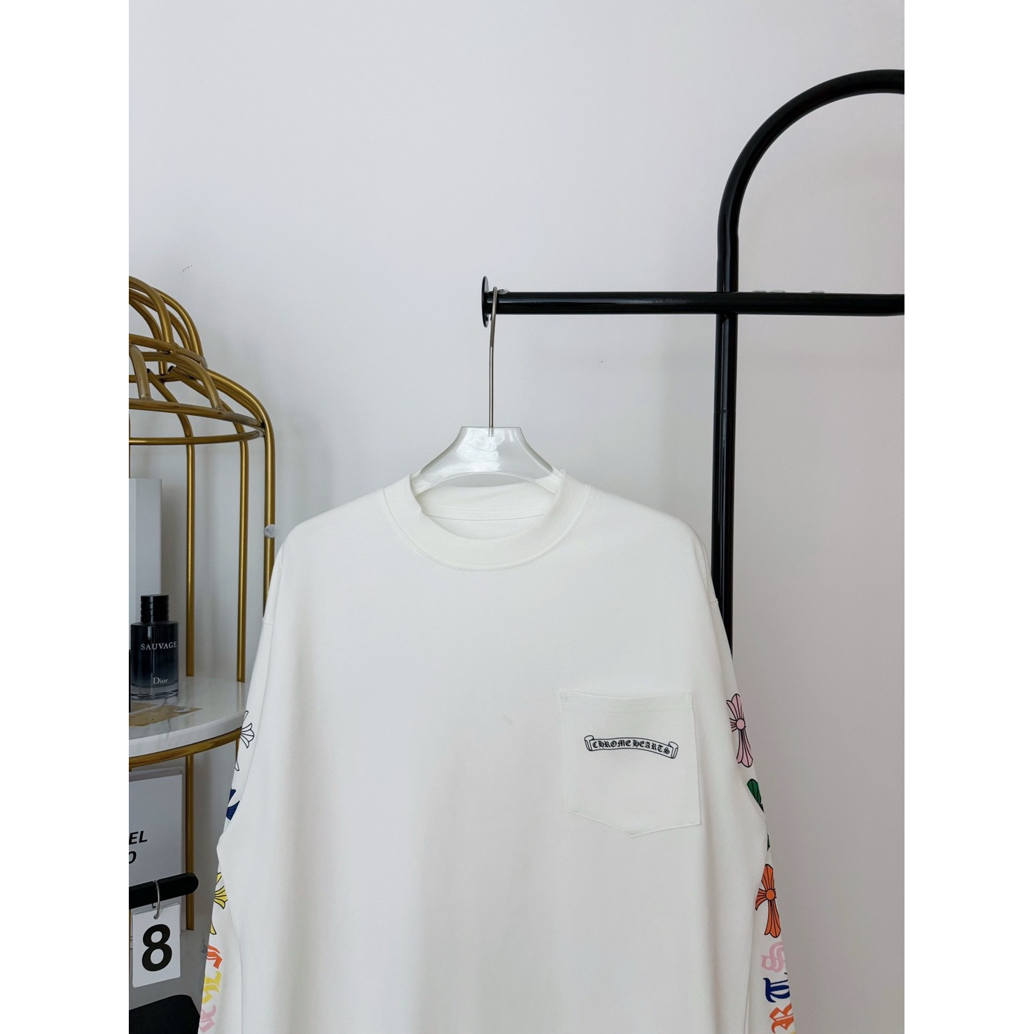 <p>Chrome Hearts 十字梵文圆领长T(HE273白)</p>