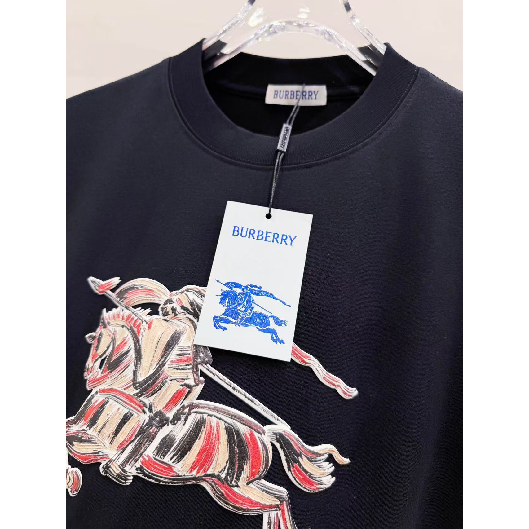 <p>&nbsp;BURBERRY 战马字母短袖t恤(黑)&nbsp;</p>