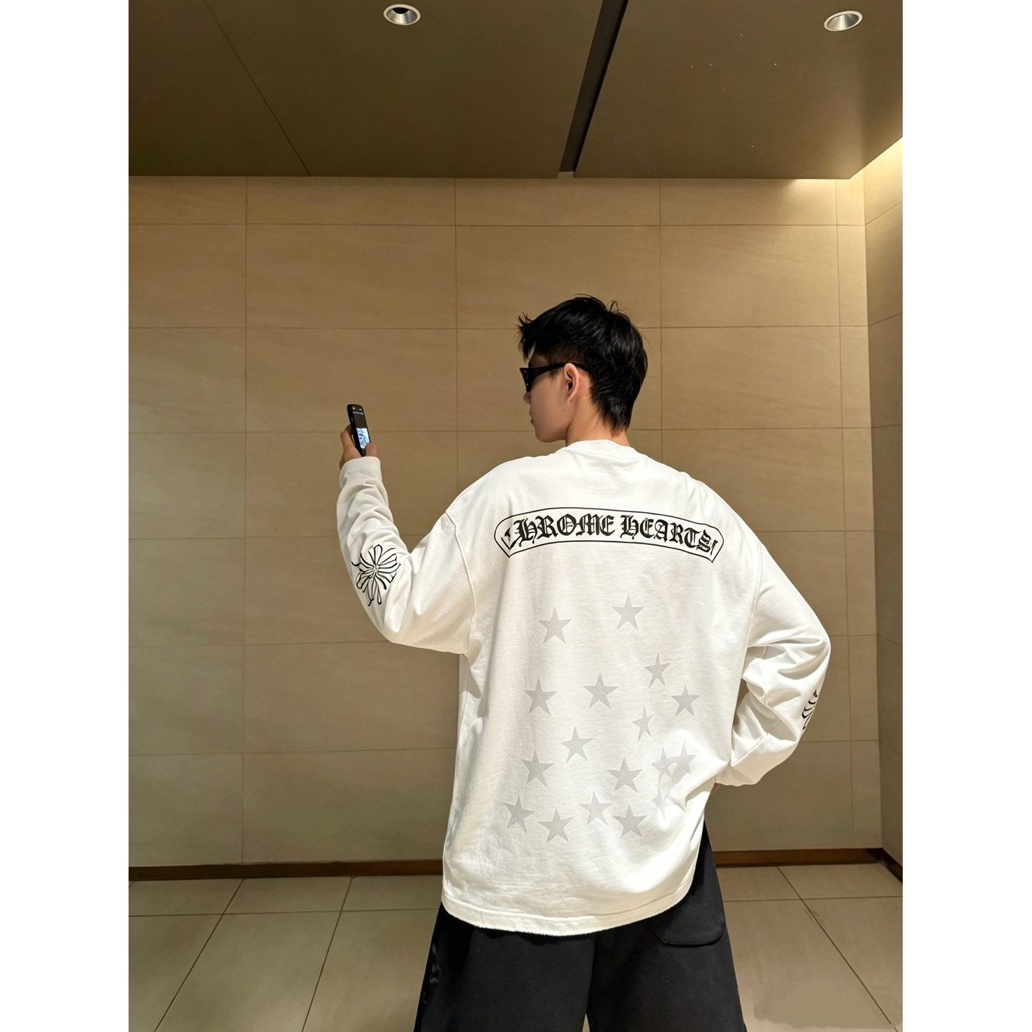 <p>CHROME HEARTS 长袖T恤(白B19)</p>