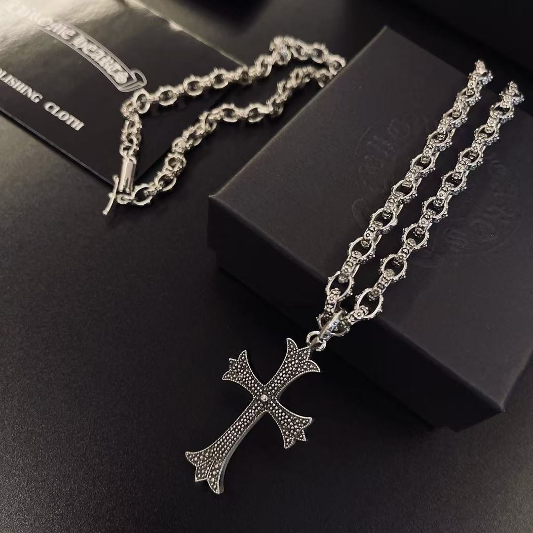 <p>CHROME HEARTS 项链</p>