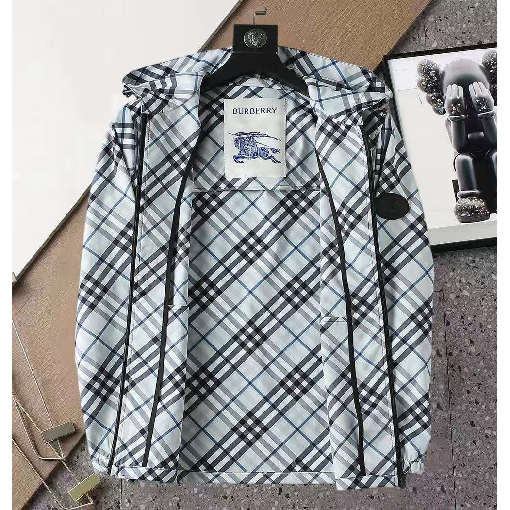 <p>BURBERRY 男士夹克外套(800896)</p>