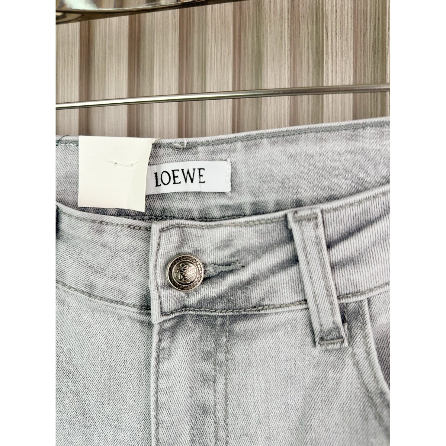 <p>LOEWE 牛仔褲</p>