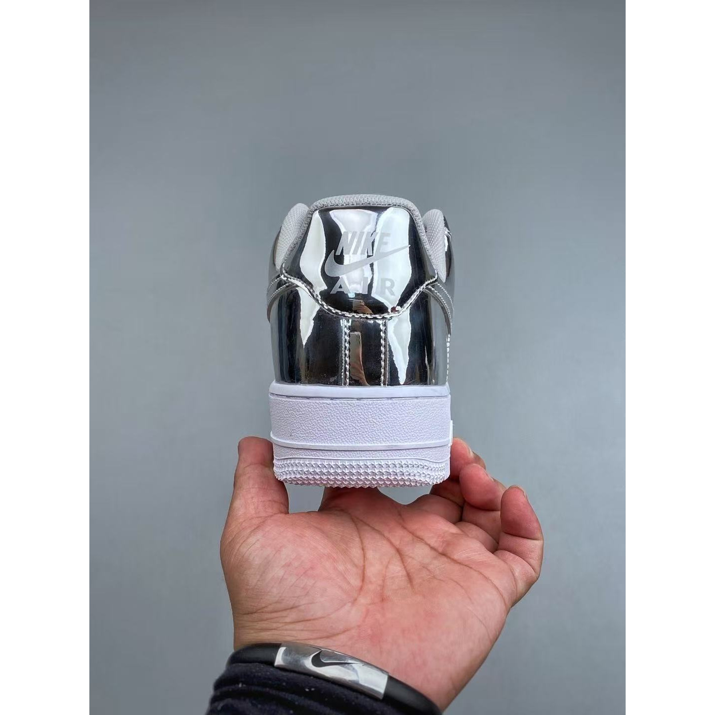 <p>全色&nbsp;Nike Air Force1 07 low&nbsp; (金/銀/銅)</p>