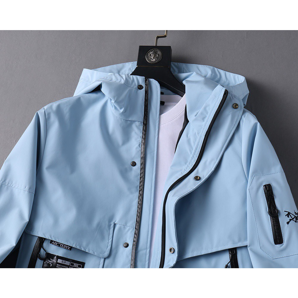 <p>Arc'teryx 新款男士夹克外套</p>