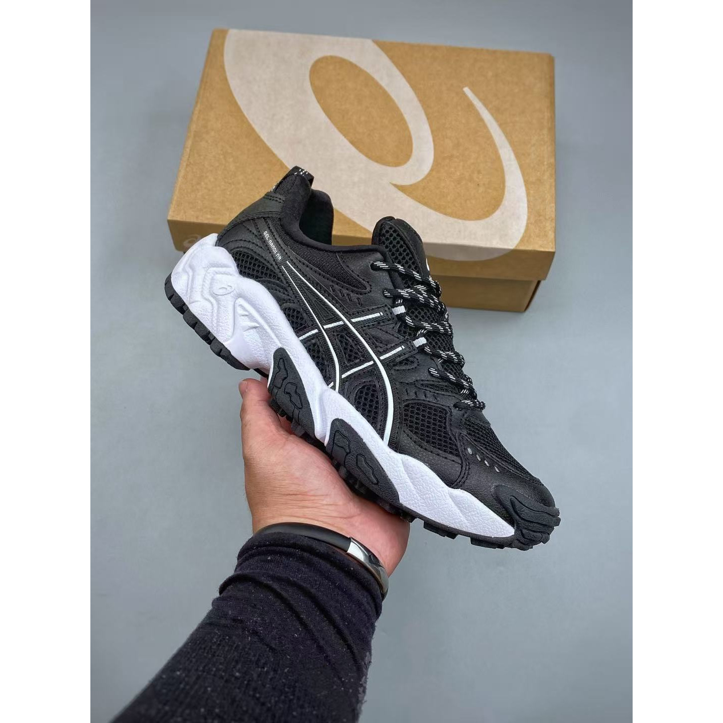 <p>ASICS Gel-Nandi&nbsp; 生活休闲鞋 (黑)</p>