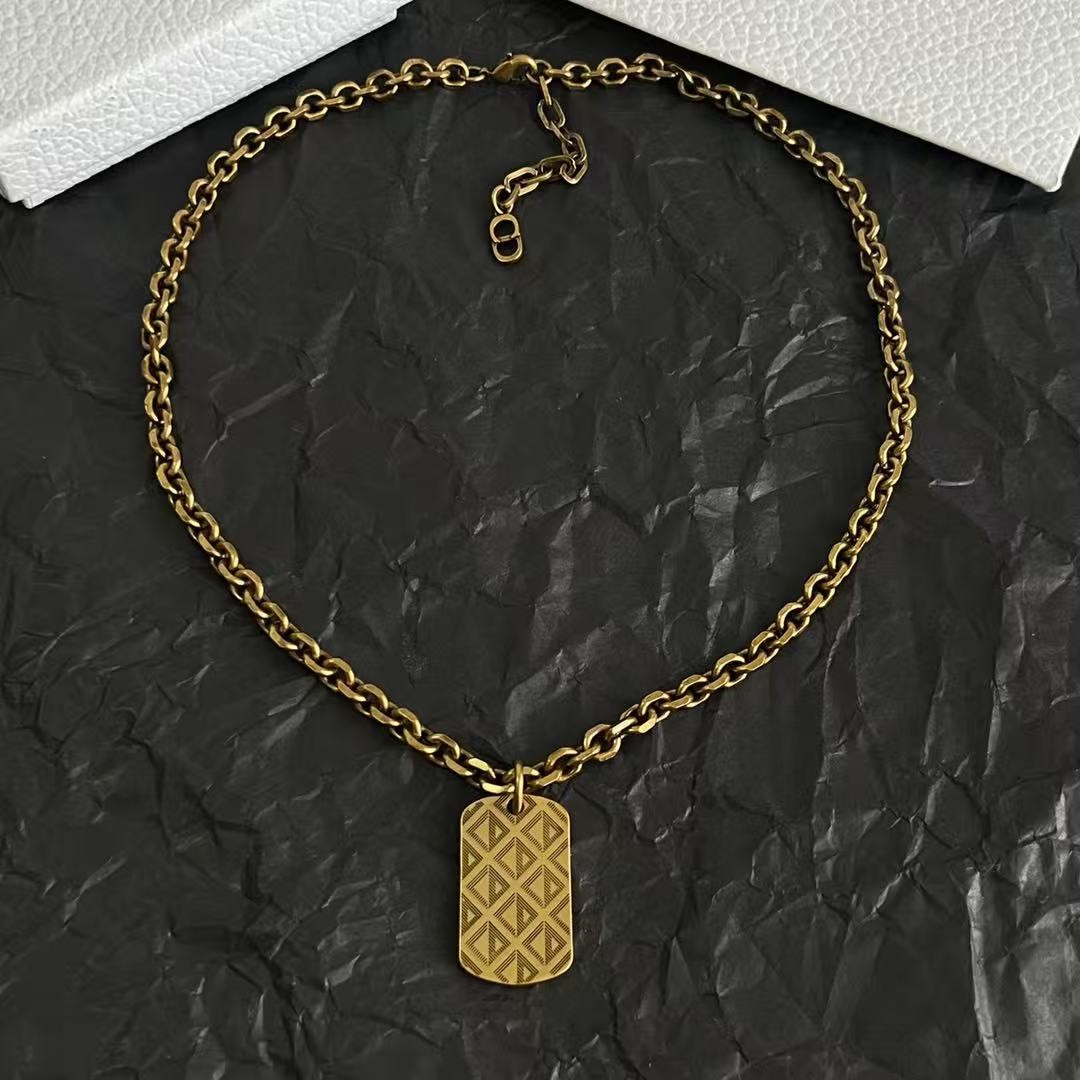 <p>DIOR&nbsp;中古项链</p>