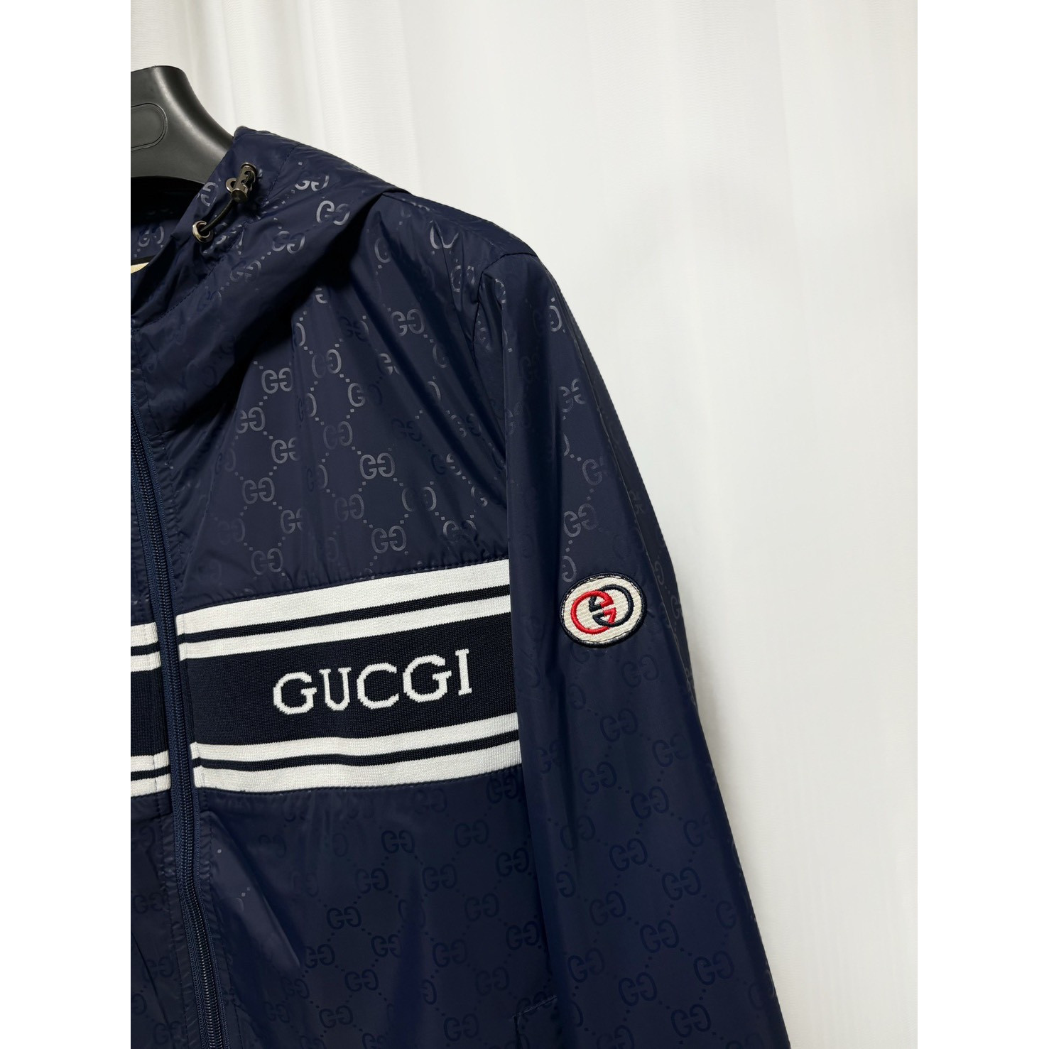 <p>Gucci 夹克外套</p>