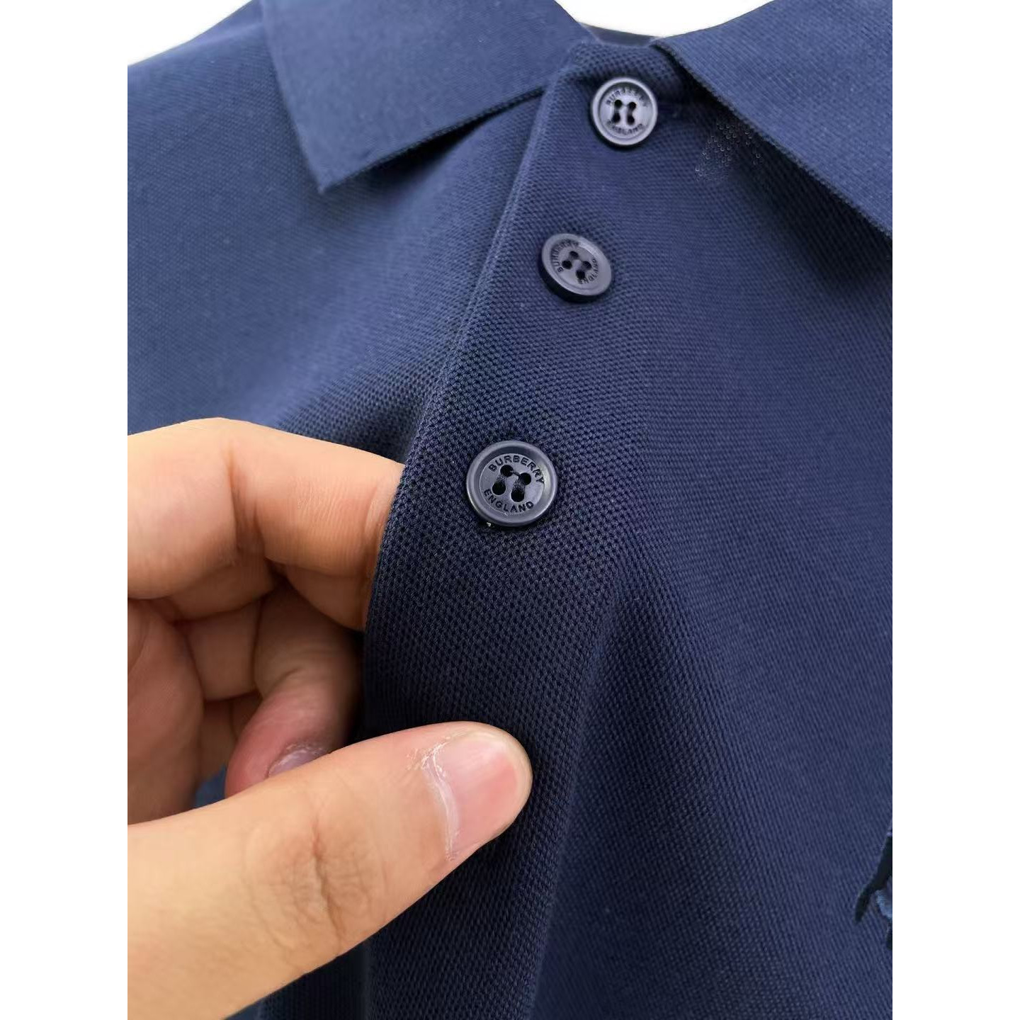<p>BURBERRY 长袖Polo衫(藍)</p>