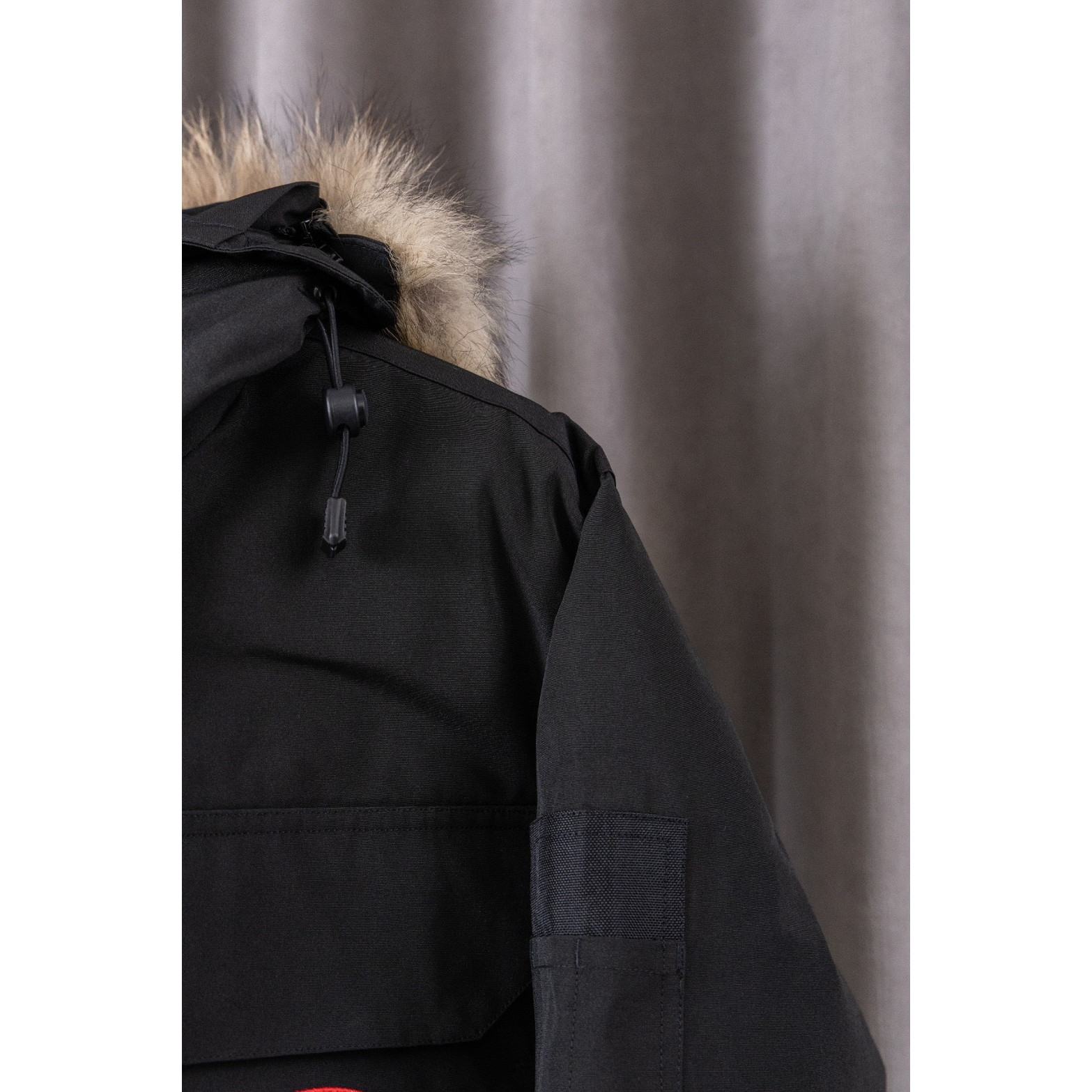 <p>Canada Goose 顶级狼毛Expedition 08款 4660M 远征派克羽绒服(黑色)</p>