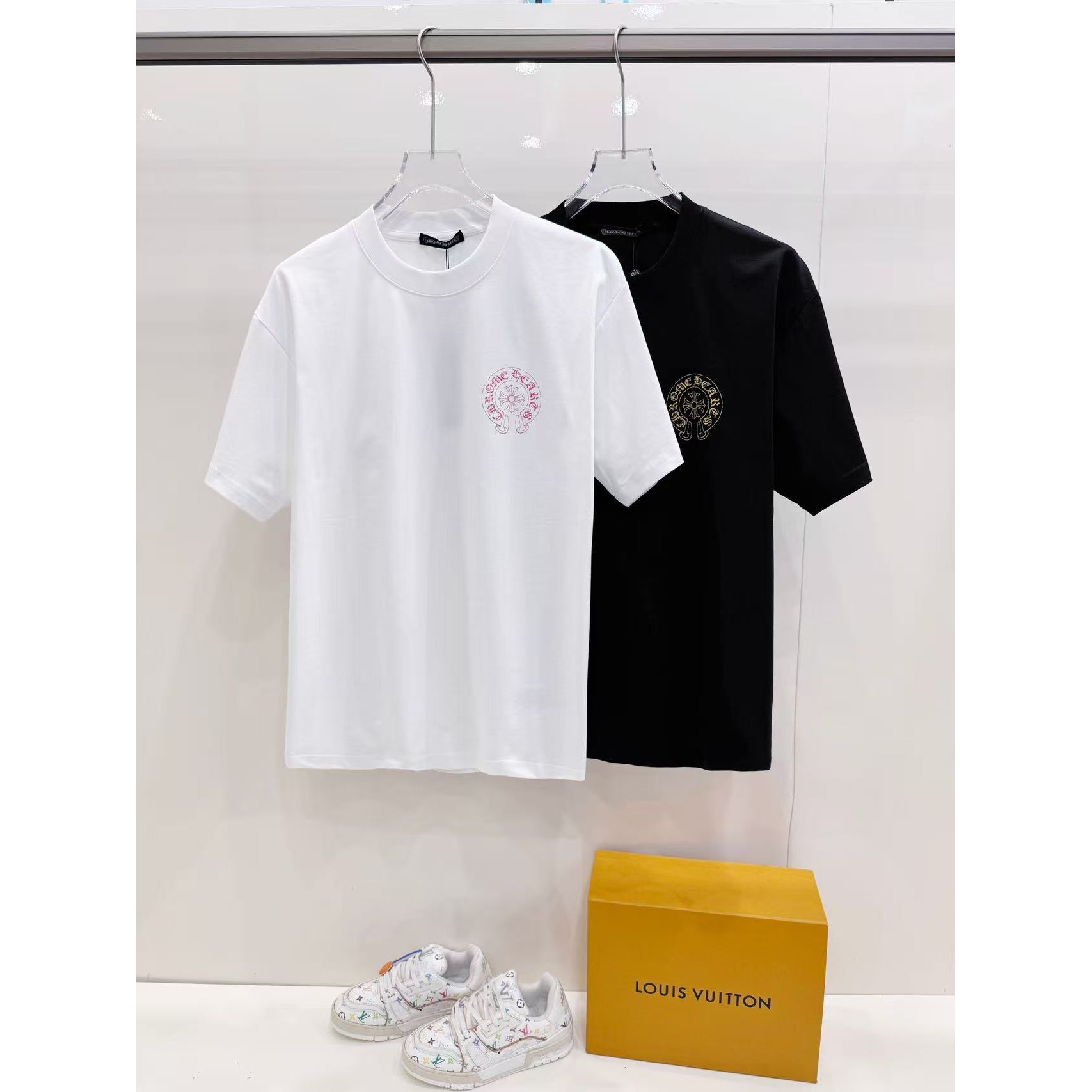 <p>CHROME HEARTS 印花logo短袖T恤(白)</p>