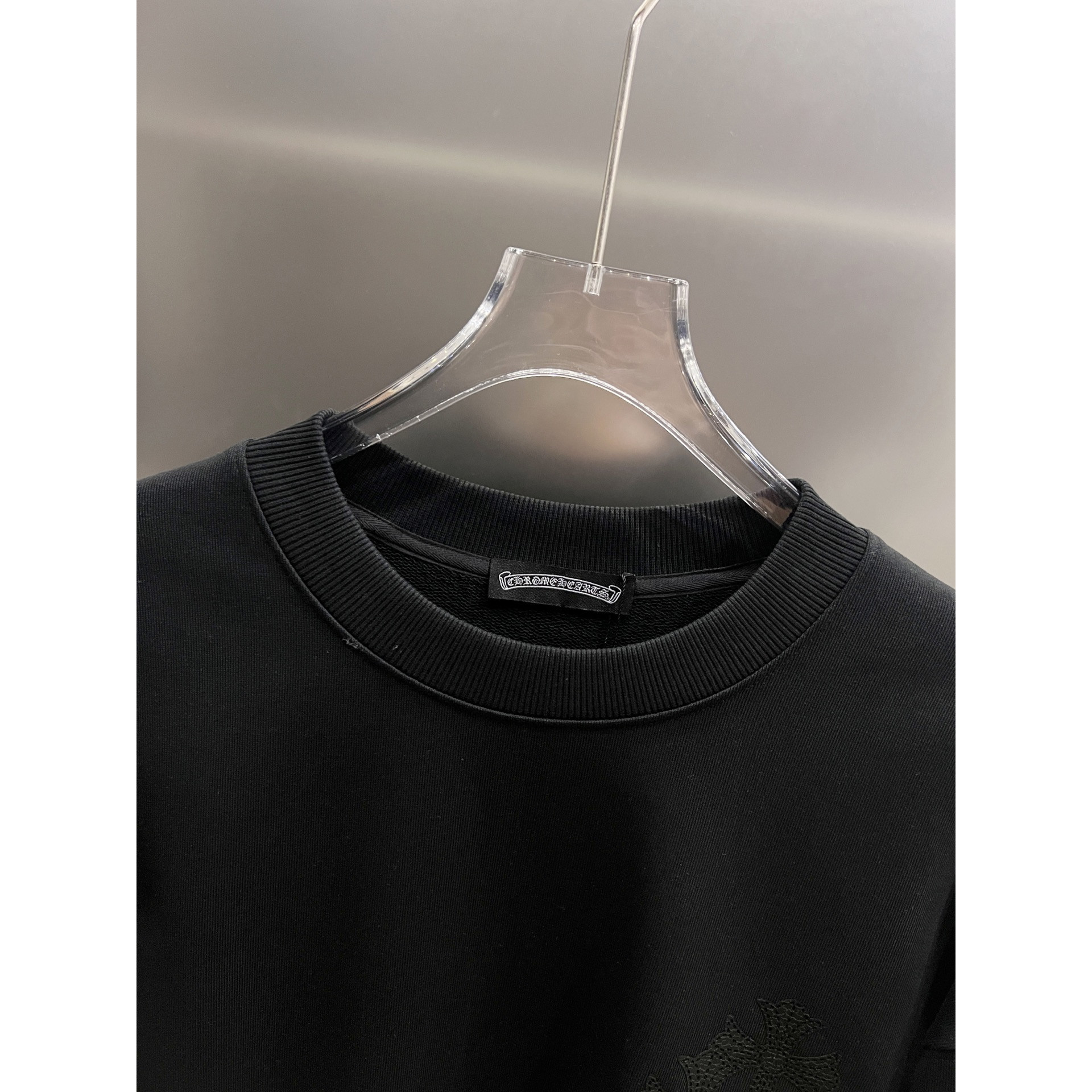 <p>CHROME HEARTS 圆领长袖卫衣(黑)</p>