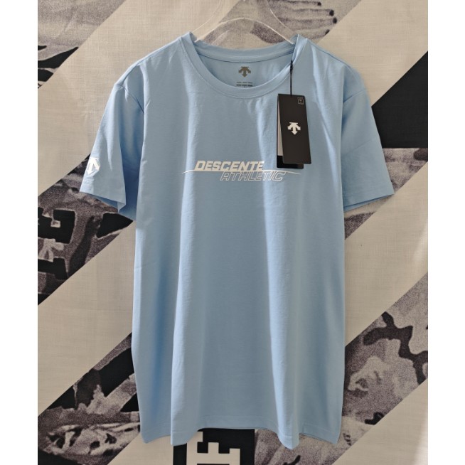 <p>DESCENTE 短袖T恤</p>