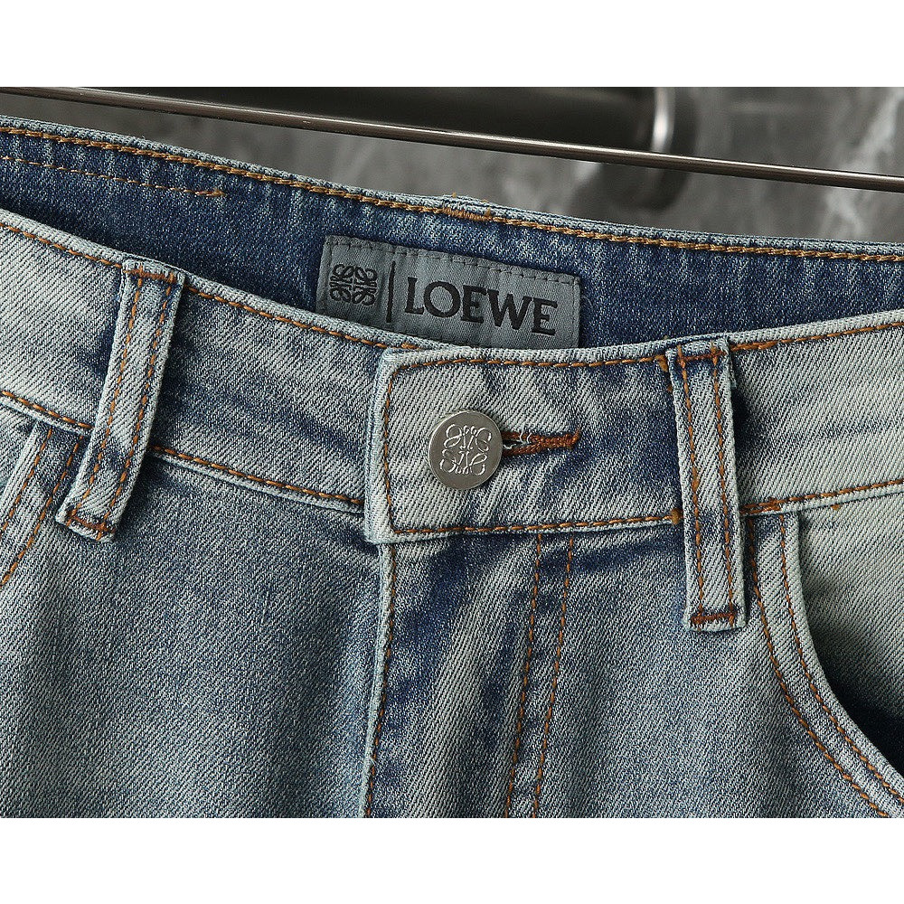 <p>LOEWE 牛仔裤(L0222)</p>