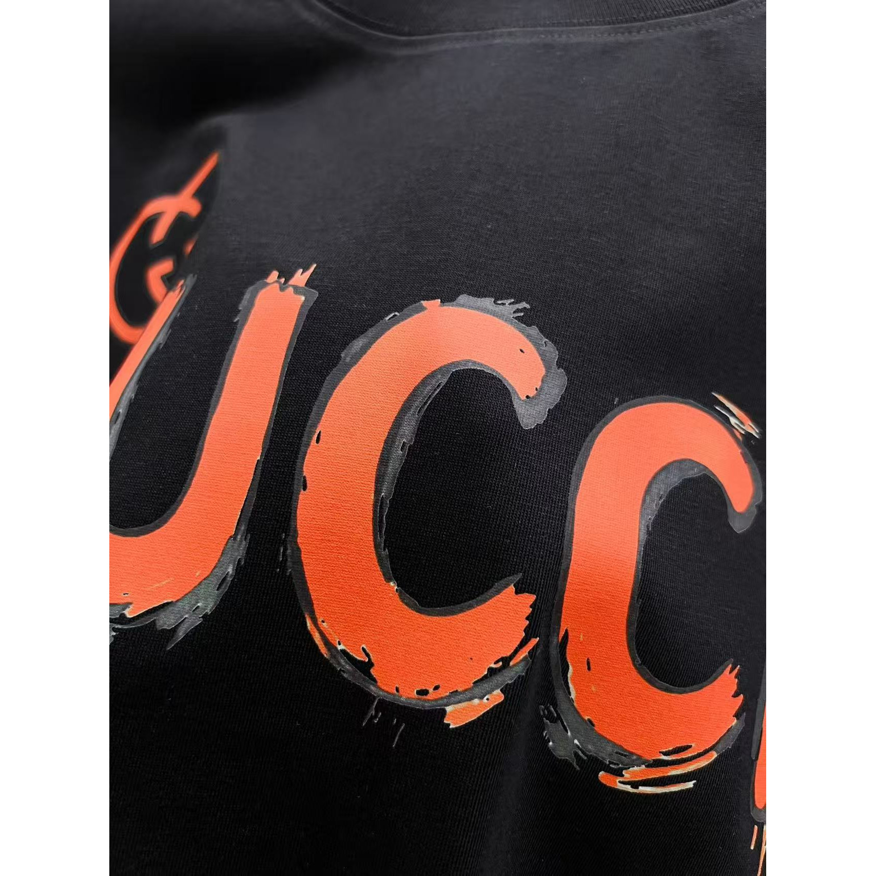 <p>GUCCI 短袖圆领T恤(黑)</p>