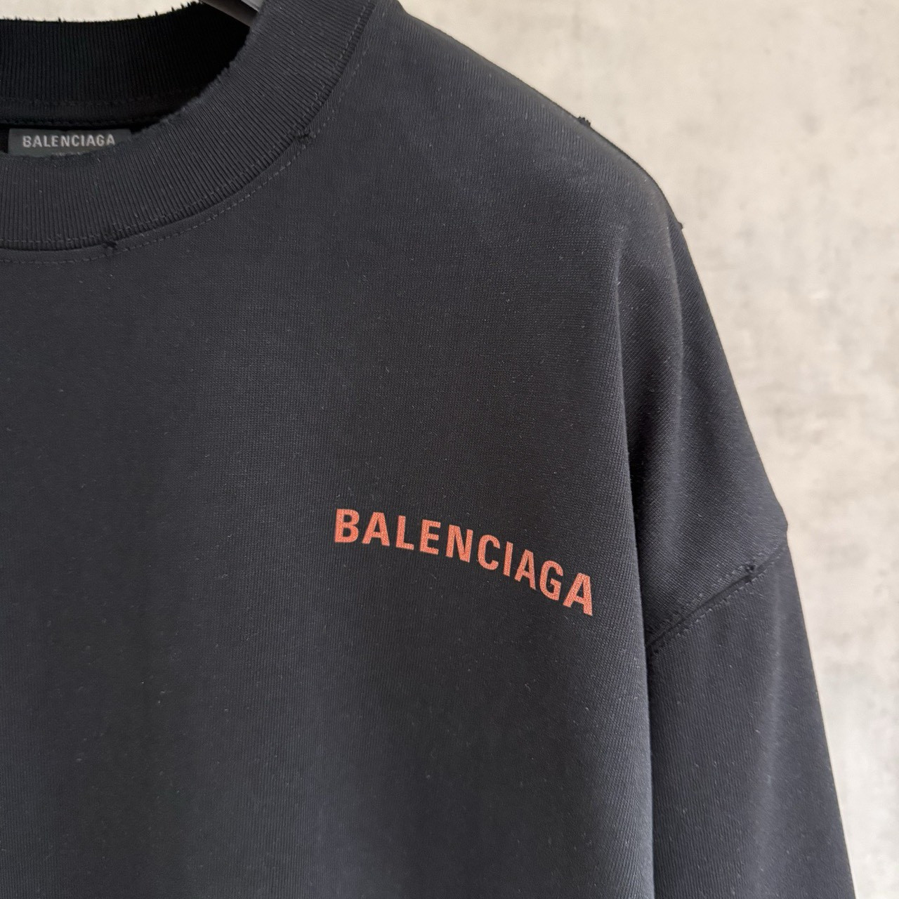 <p>Balenciaga 长袖T恤(黑B13)</p>