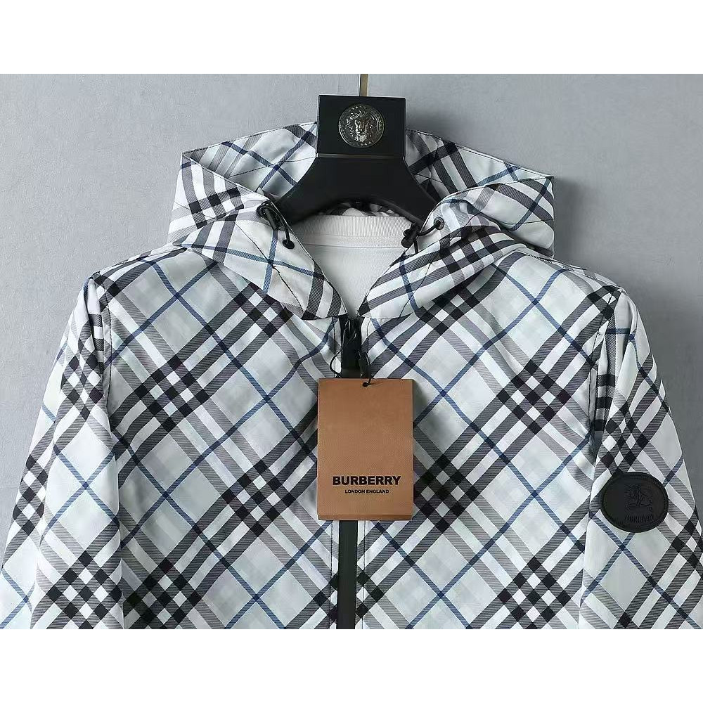 <p>BURBERRY 男士夹克外套(800896)</p>