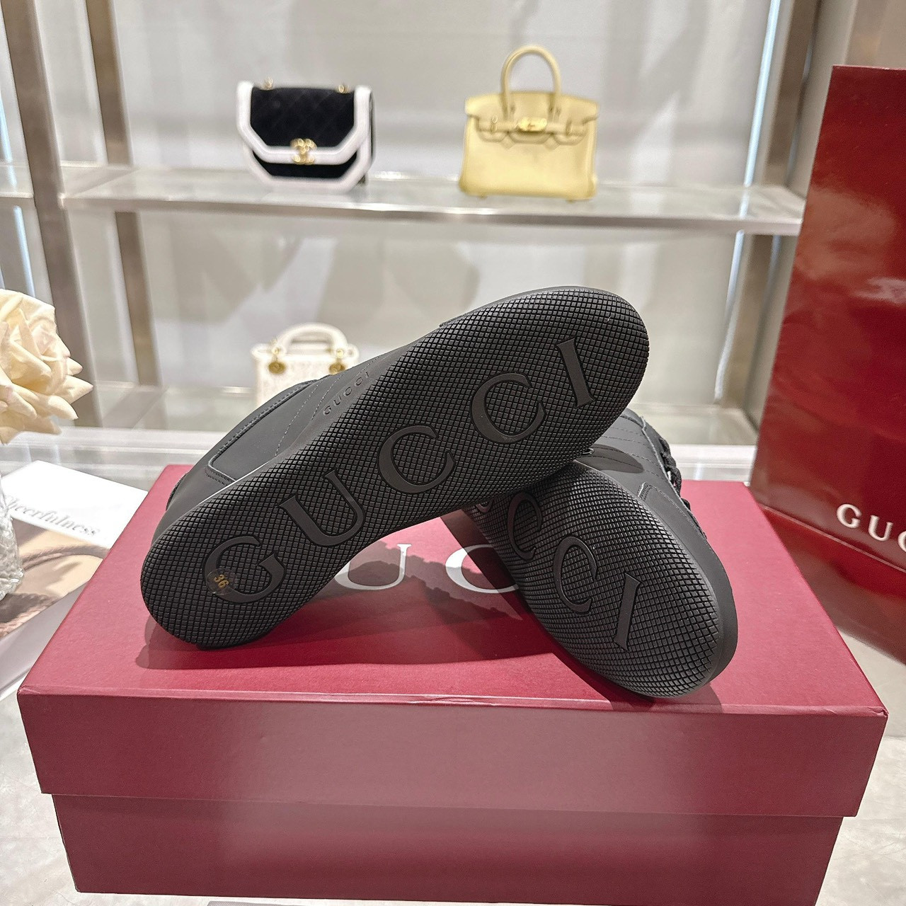 <p>GUCCI 德训鞋(男款-黑)</p>